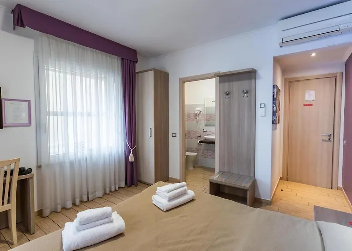 Hotel Hotiday Centro 3*